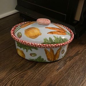 Droll Design Casserole Dish